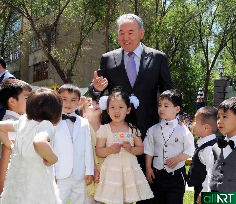 Фото с президентом Н.А.Назарбаев [JPG]